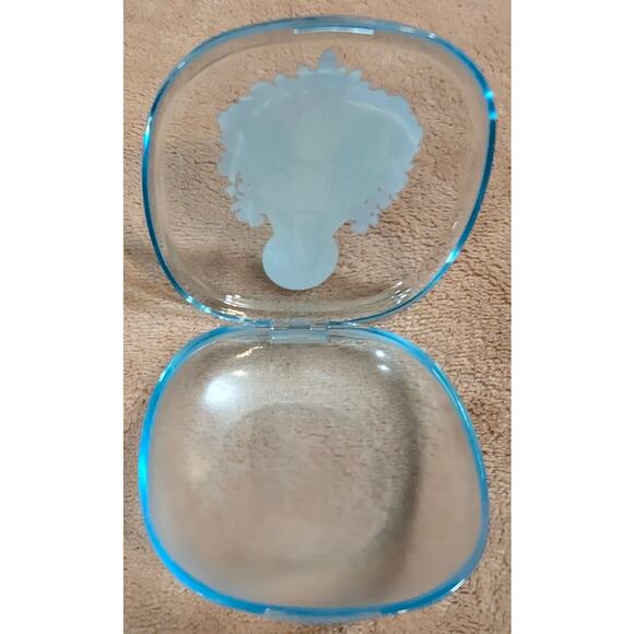 New Acrylic Prayer Rosary Pyx Box Container Case Carrier Eucharist Blue Mary 3" - Picture 3 of 3